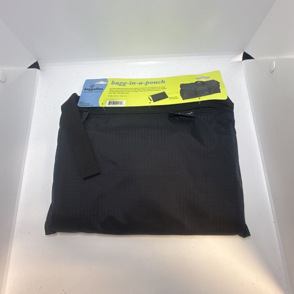 Baggallini Duffel Bagg-In-A-Pouch - Large Size - Brand New (Black)